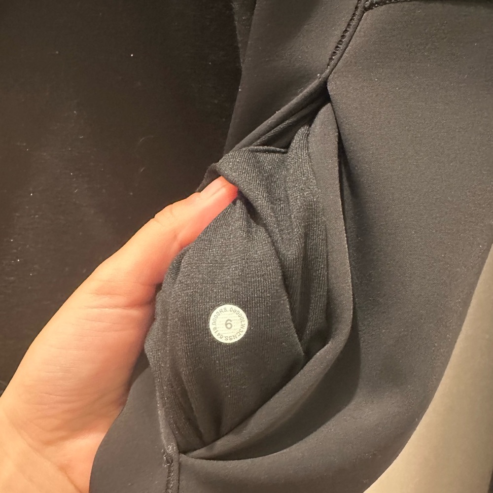 Lululemon Jacket - Picture 5 of 5